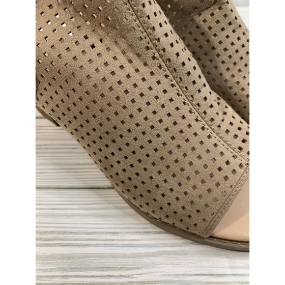 Dolcetta Women’s High Heel - Picture 6 of 10